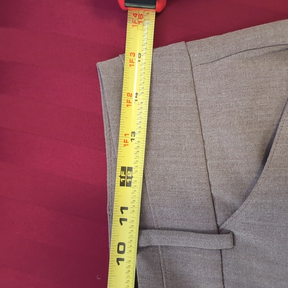 New York and Co • airy light pants ( size 4p ) - Picture 8 of 10